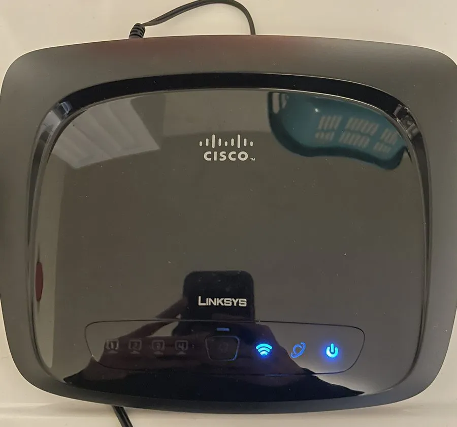 Маршрутизатор Linksys WRT120N 150 Mbps 4-Port 10/100 Wireless N Router — фото лота 2