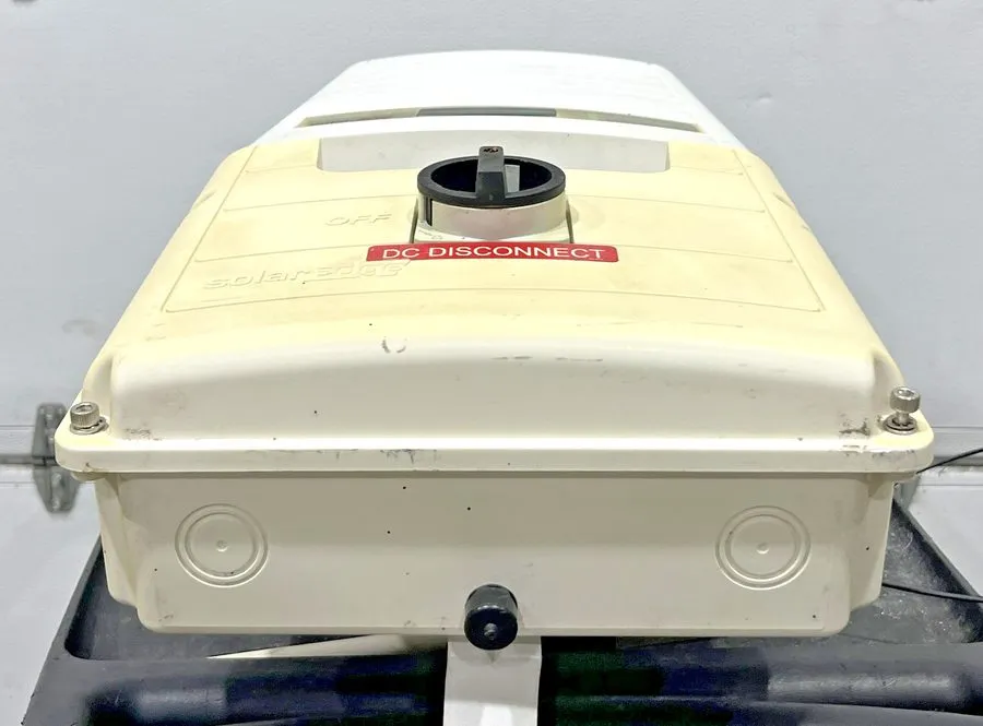 Инвертор Solaredge SE10000A-US Utility non-isolated Photovoltaic Inverter — фото лота 4