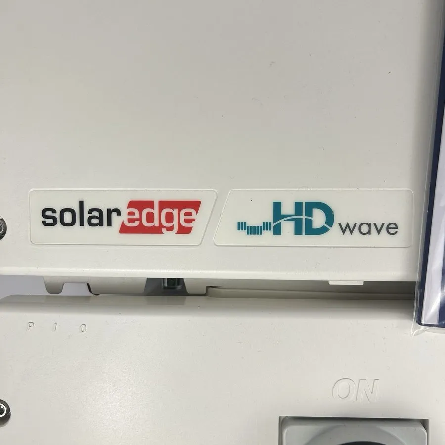 Инвертор SolarEdge 11.4 kW SE11400H-US000BEU4 HD Wave Solar Inverter