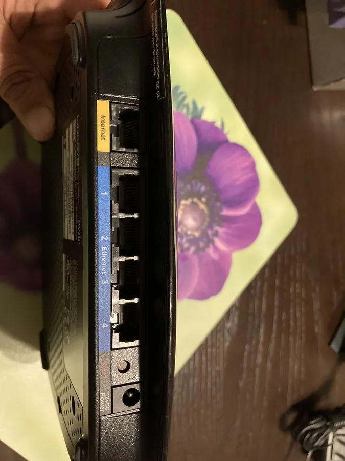 Маршрутизатор Cisco Linksys WRT54GS2 v1 54 Mbps 4-Port 10/100 Wireless G Broadba