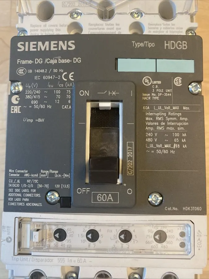 Автоматический выключатель SIEMENS 3VL2506-2PE33-0AA0 Breaker 60A 60 Amp 3P HDK3