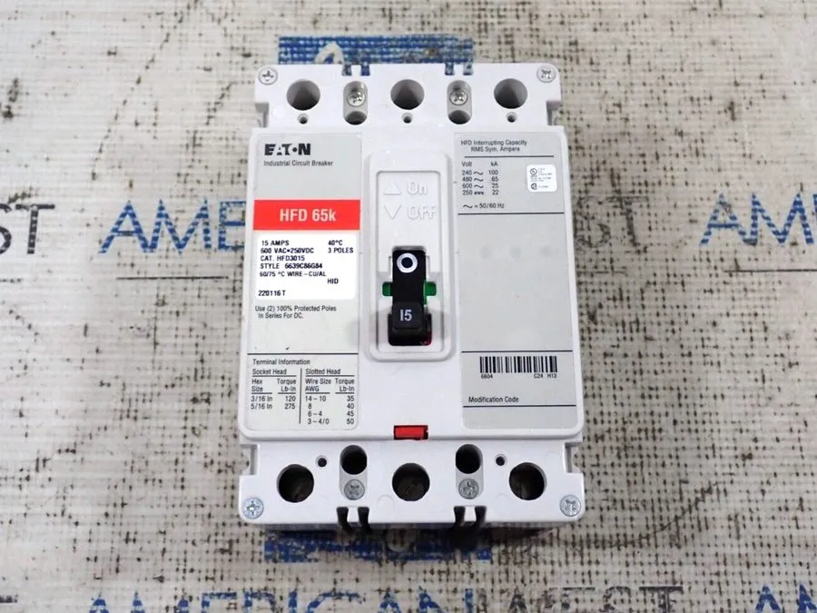 Автоматический выключатель Cutler Hammer HFD3015 3 Pole 15 Amp 600 Volt 65kA@480