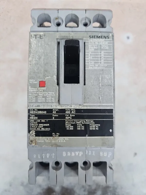 Автоматический выключатель Siemens HED43B040 Circuit Breaker Sentron Series HED4