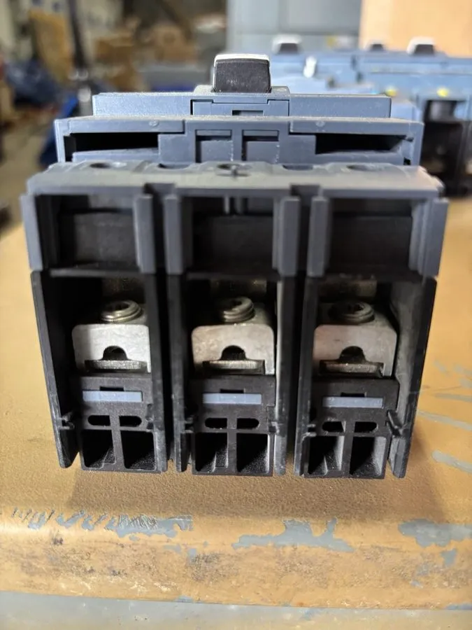 Автоматический выключатель Siemens 3VA4140-4ED34-0AA0 Circuit Breaker 40A 600Vac — фото лота 4