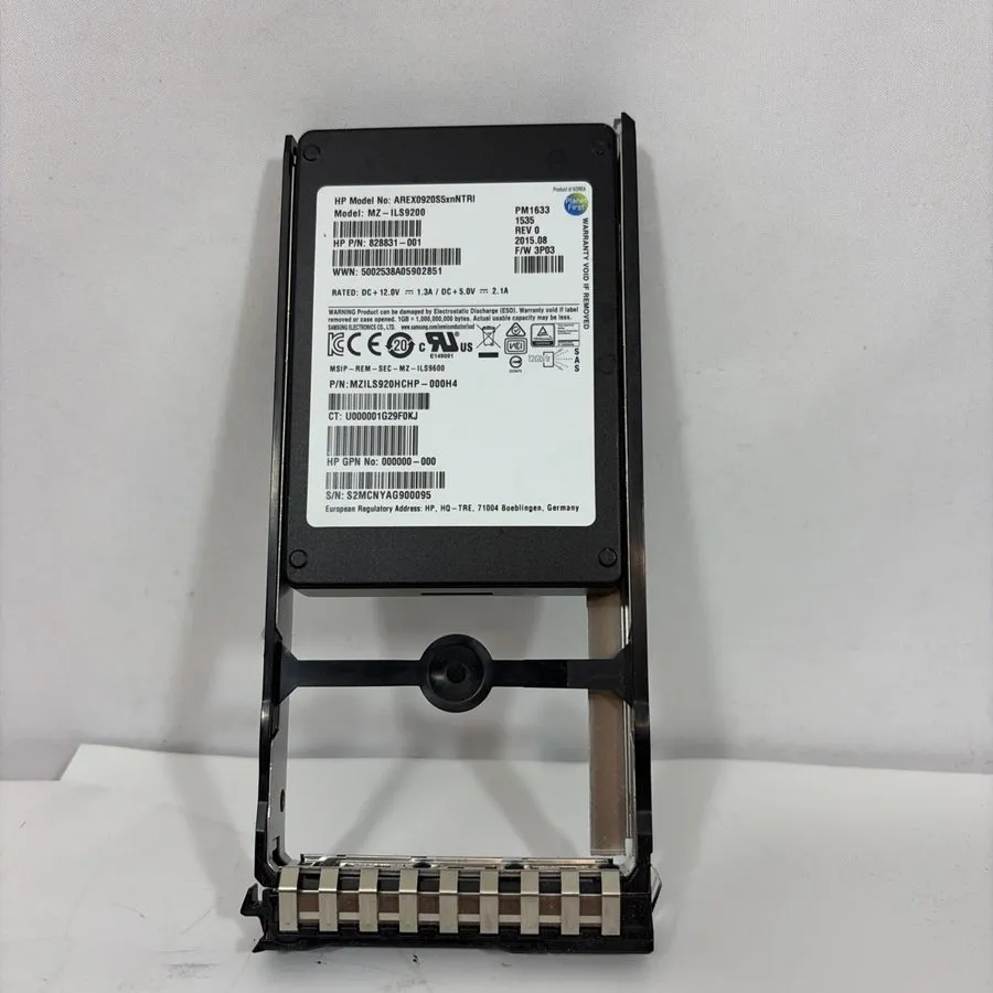 SSD-накопитель HPE SAMSUNG PM1633 920GB 2.5" SAS SSD 12Gbps/512b/s/ /Great Healt