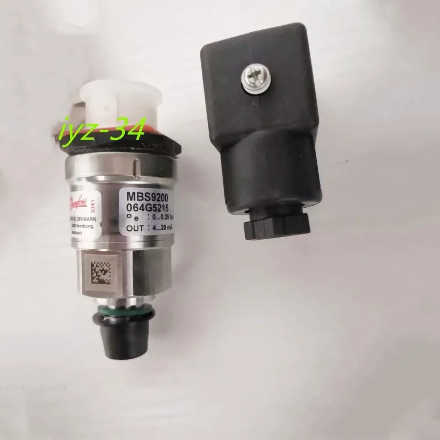 Датчик давления Danfoss Pressure Transmitter Sensor MBS9200 064G5232 0-0.2bar