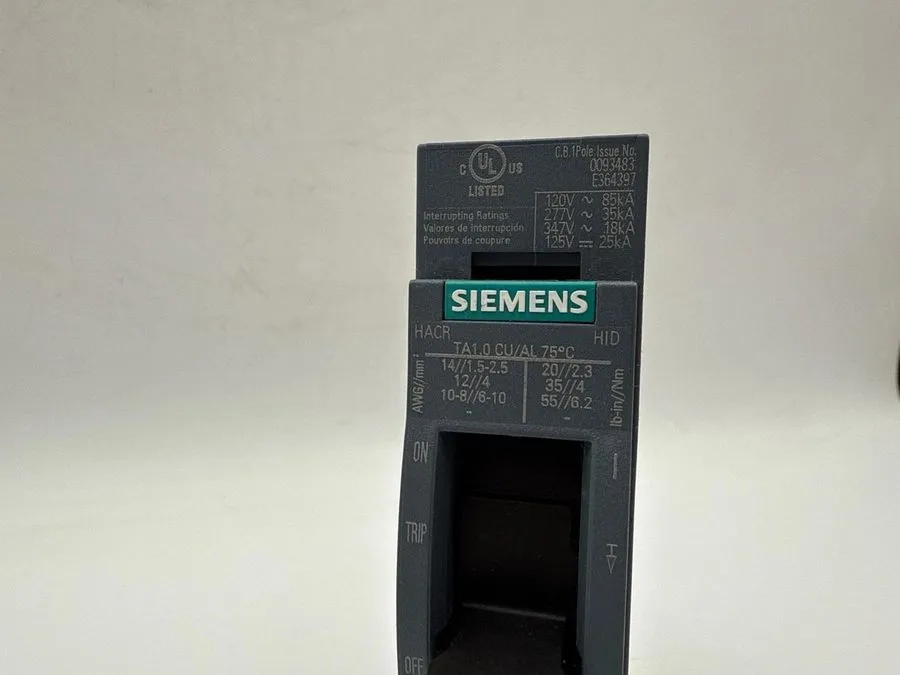 Автоматический выключатель Siemens 3VA4130-5ED14-0AA0 Circuit Breaker 30A 1P 347
