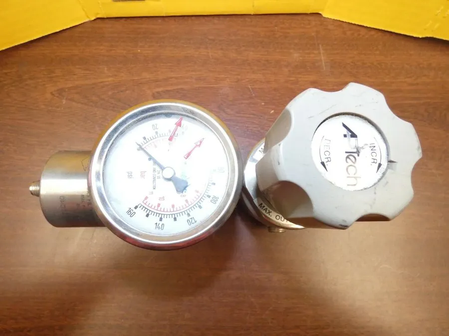 Трубопроводная арматура AP Tech AK1510S 4PL 4 0 Regulator Valve w Swagelok Gauge