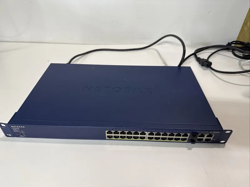Коммутатор NETGEAR PROSAFE FS728TP V2 24-Port Ethernet PoE Smart Network Switch