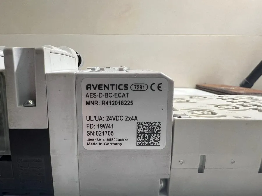 Клапан AVENTICS EtherCAT R412018225 AES-D-BC-ECAT Air Valve Island Module