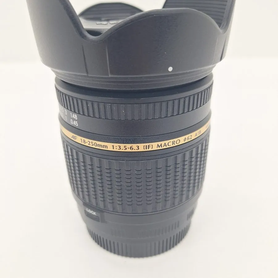 Объектив Tamron AF 18-250mm f/3.5-6.3 Lens