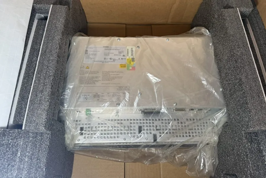 Промышленный компьютер SIEMENS 6AV7240-3CC06-0HA0/6AV72403CC060HA0 SIMATIC IPC47