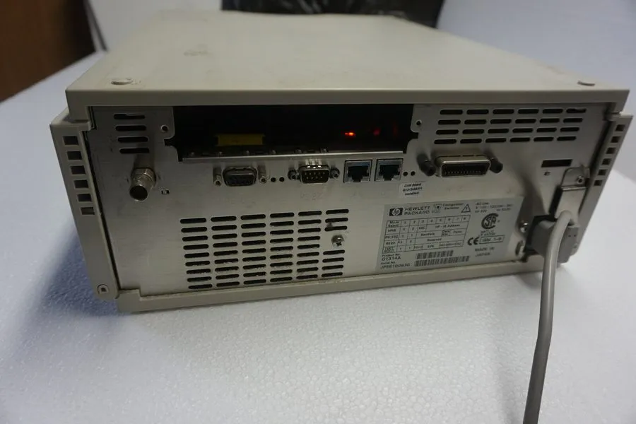 Хроматограф HP/Agilent 1100 HPLC System Pump Autosampler G1314A VWD Detector #18