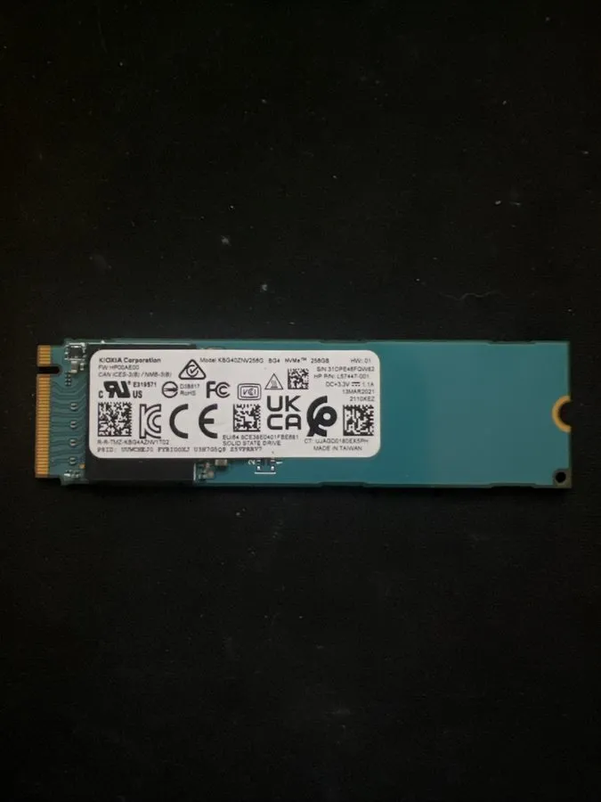 SSD-накопитель Kioxia BG4 256GB NVMe SSD Solid State Drive KBG40ZNV256G