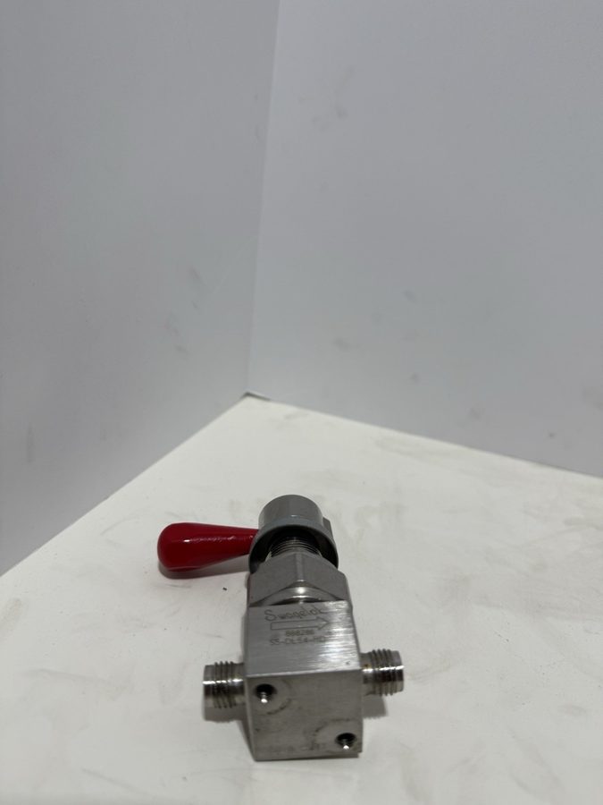 Фото лота SS-DLS4-RD от продавца №80386