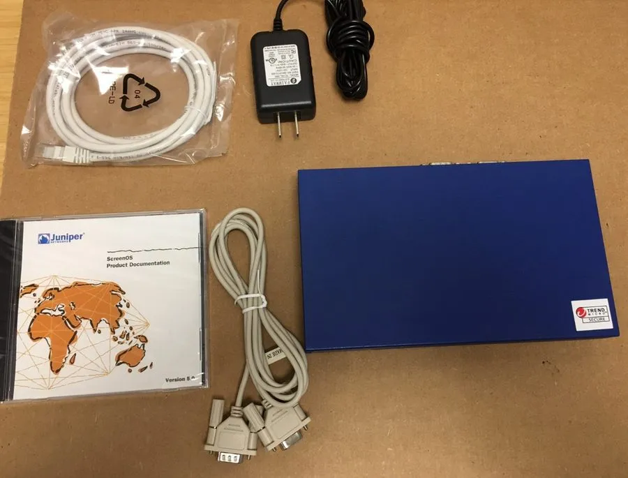 Межсетевой экран Juniper Networks NetScreen-5GT Firewall/VPN ScreenOS NS-5GT-001