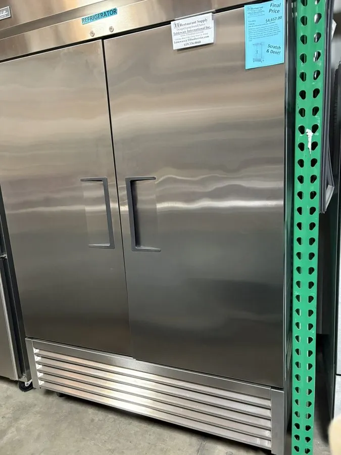Холодильный шкаф TRUE T-49-HC Two Doors Reach-In Refrigerator Stainless Steel — фото лота 2