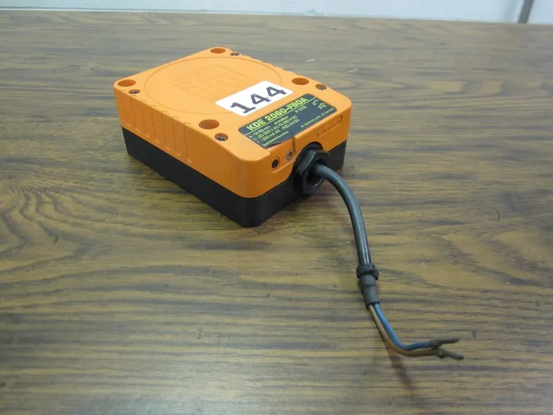 Датчик приближения IFM Effector KDE 2060-FBOA Proximity Switch Sensor 20-250 VAC — фото лота 2