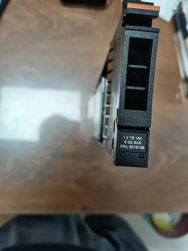 Жёсткий диск IBM 85Y6156 1.2TB 10K RPM 2.5inch 6Gbps SAS ST1200MM0007 HDD Hard D