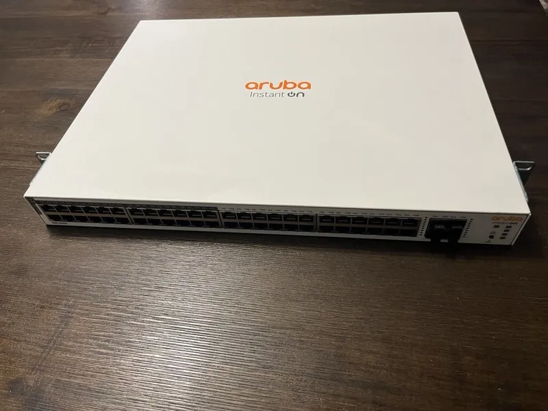 Коммутатор HP Aruba JL814A-ABA 48 Port Rack Mountable Ethernet Switch