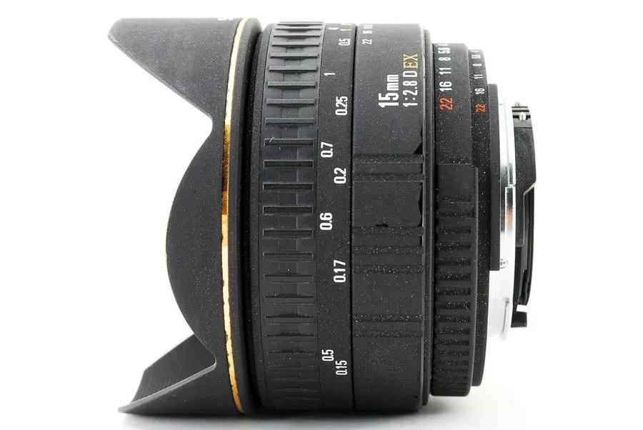 Объектив SIGMA 15mm F/2.8D EX FISHEYE AF Lens