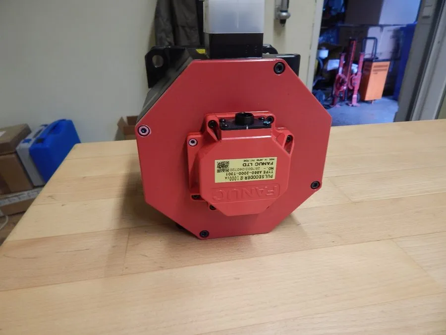 Серводвигатель A06B-0266-B100 Fanuc AC Servo Motor