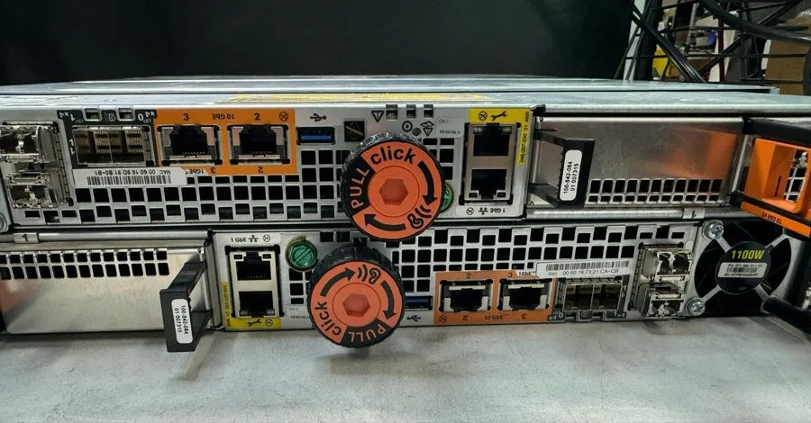 СХД DELL EMC OPE25 Unity 400 25x SFF Storage FLASH RAID Disk Drive Array 900-542 — фото лота 4