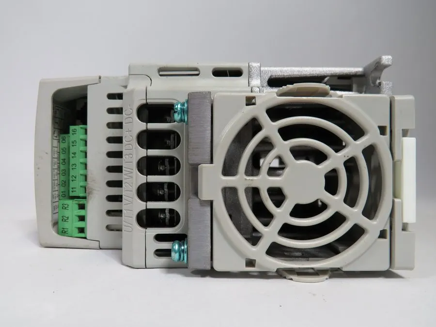 Частотный преобразователь Allen Bradley PowerFlex 4M 22F-A2P5N103 Inverter Drive