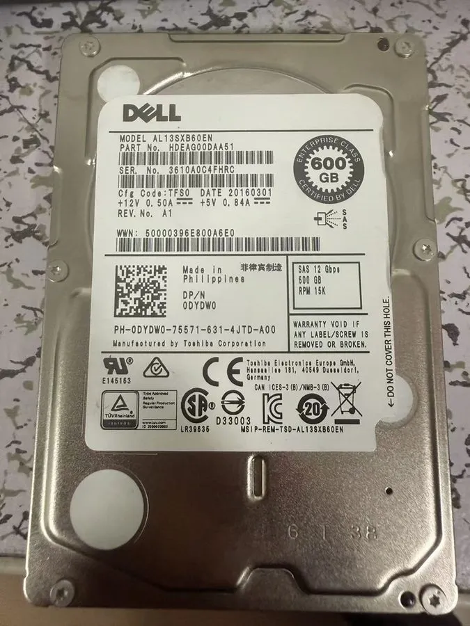 Жёсткий диск Dell 600GB 15K 2.5 Enterprise Class SAS 12Gb/s HDD 512N AL13SXB60EN