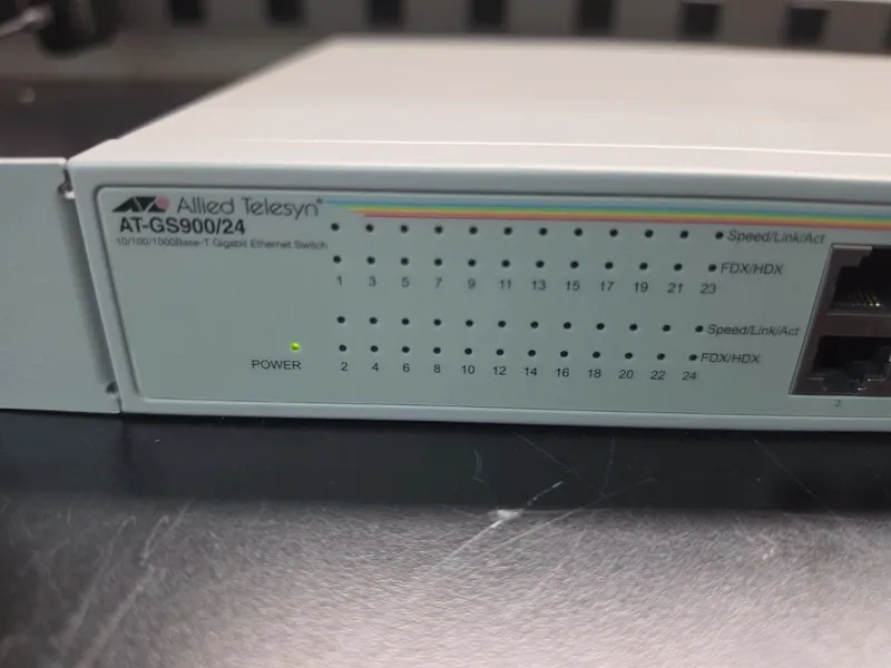 Коммутатор ALLIED TELESIS AT-GS950/24 24 PORT WEBSMART GIGABIT ETHERNET SWITCH