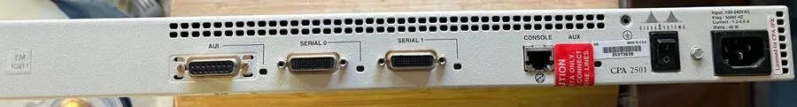 Маршрутизатор Cisco 2501 Entry-Level Router