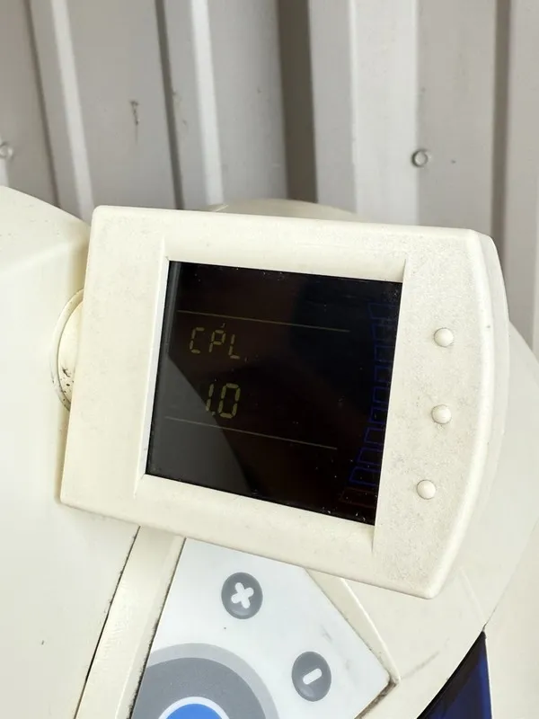 Сервер Millipore Synergy UV High Flow Water Purification System Unit SYNSVHF00 — фото лота 2