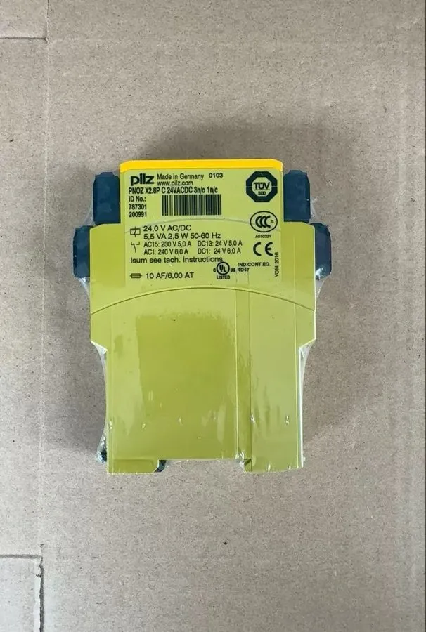 Реле безопасности PILZ 777301 Safety relay PNOZ X2.8P 24VAC/DC