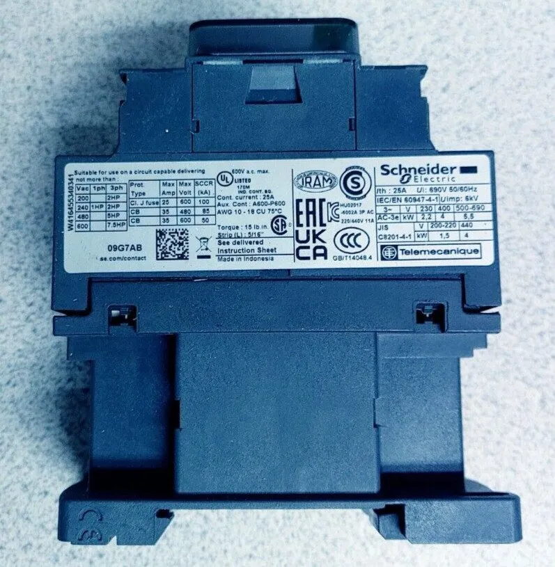 Контактор Schneider Electric LC1D09G7 TeSys Contactor, 3-Pole, 9A Max, 120VAC Co