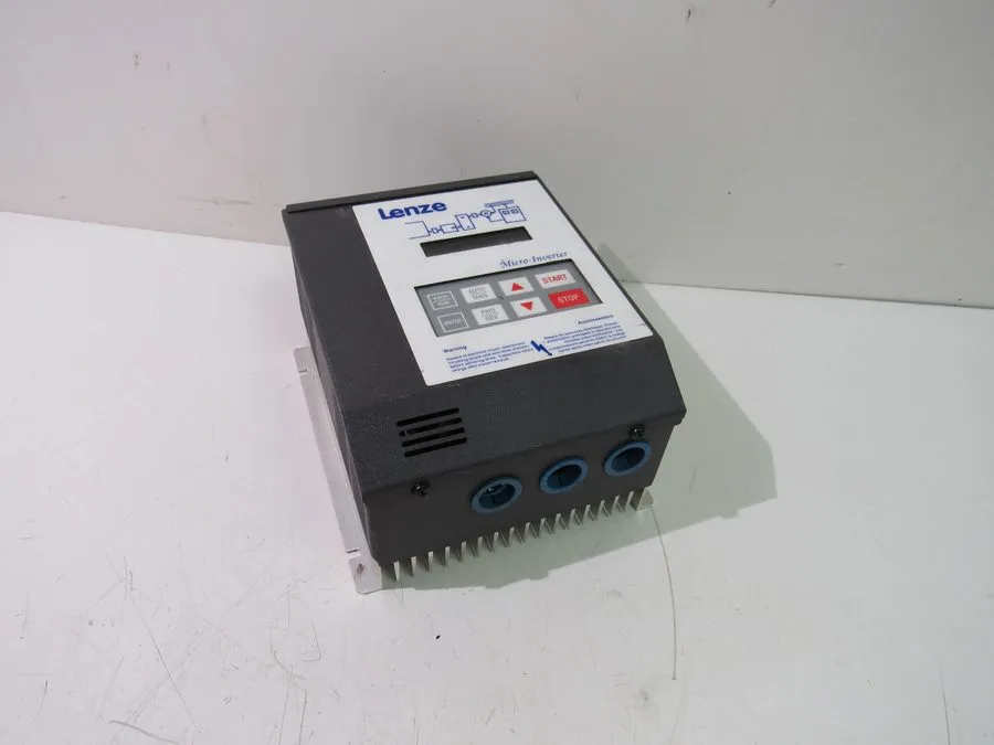 Частотный преобразователь Lenze LZ09-5B AC Drive 590VAC 1.5KW 2HP 3.3/2.7A 3Ph 5