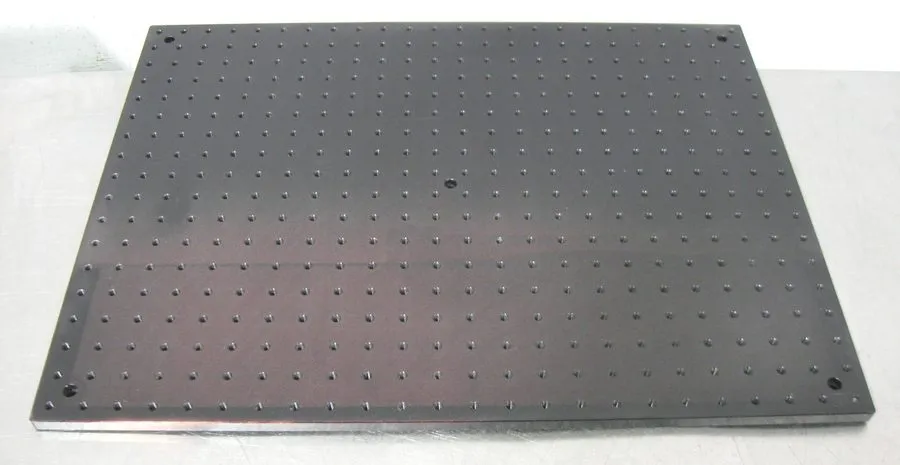 Электронный компонент C202829 Aluminum Laser Optical Breadboard 24" x 18" x ½" ( — фото лота 1