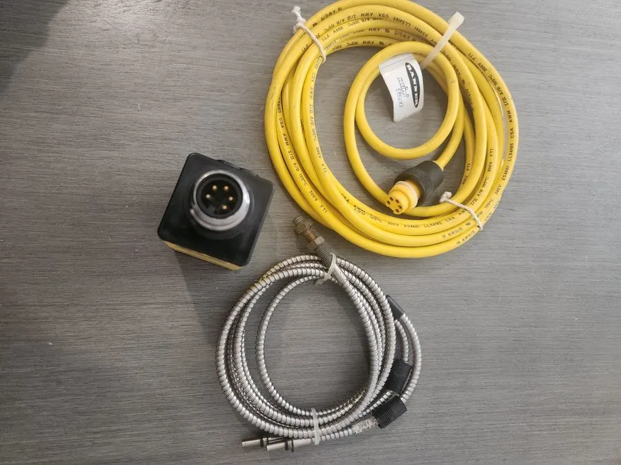 Фотоэлектрический датчик Banner Photoelectric Sensor OPBA2QD OSBF BT26S Complete — фото лота 1