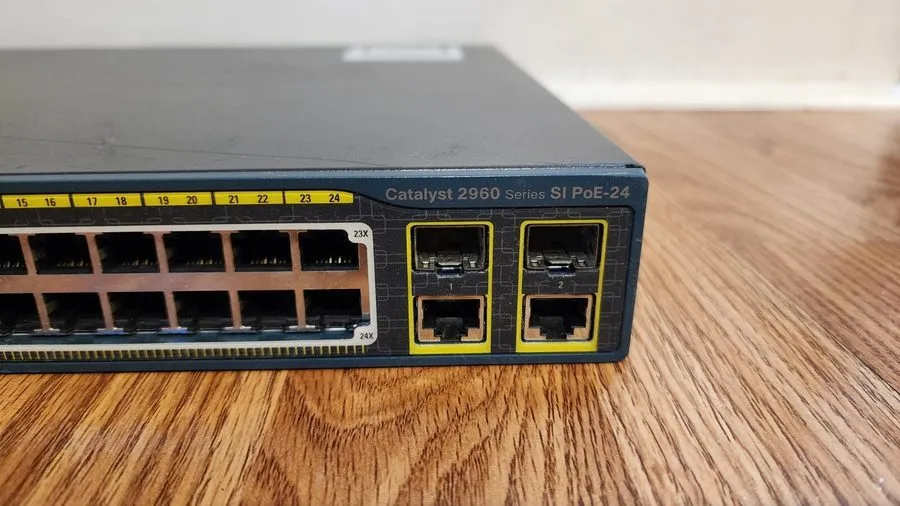 Коммутатор Cisco Catalyst 3750 PoE-24 24-Port Network Switch Rackmount SFP Ports