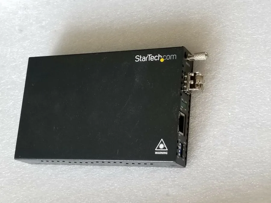 Медиаконвертер StarTech Gigabit Ethernet to Multi Mode LC Fiber Media Converter 
