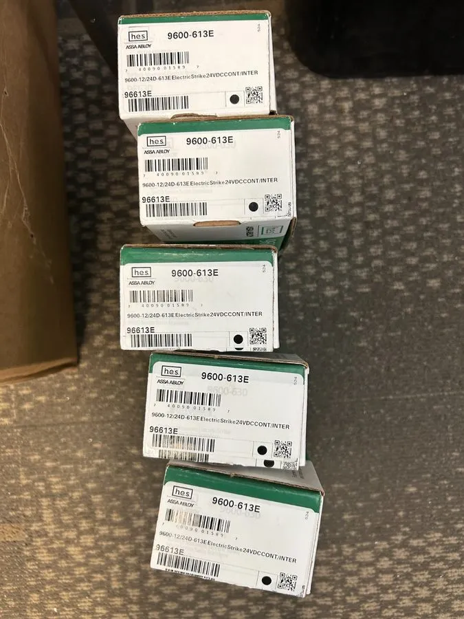 Оборудование видеонаблюдения HES 9600-613E 9600 Series Surface Mounted Electric