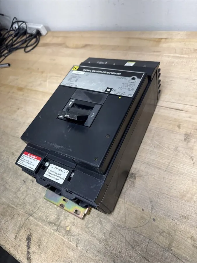 Автоматический выключатель Square D LC36400 400 Amp 600V 3 Pole 65KA@480V I-Line