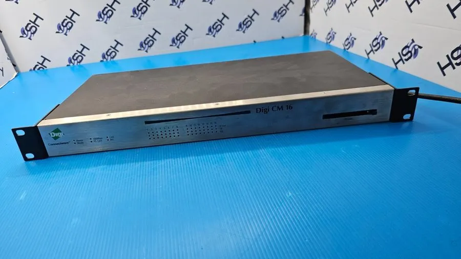 Сервер DIGI CM 16 Connectware Console Server 50000838-06 C Rev A 50-60Hz