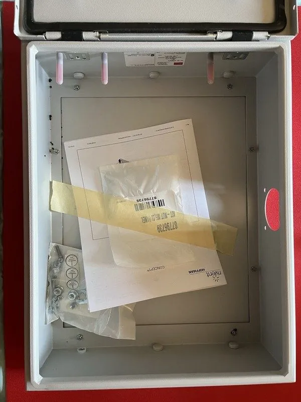 Панель оператора nVent Hoffman Concept HMI OI ENCLOSURE #Cp354512 — фото лота 2