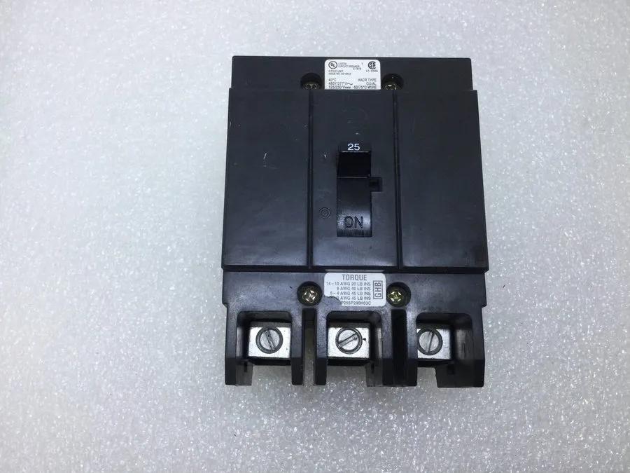 Автоматический выключатель Eaton Cutler Hammer GHB GHB3025 3 Pole 25 Amp 480V Ci