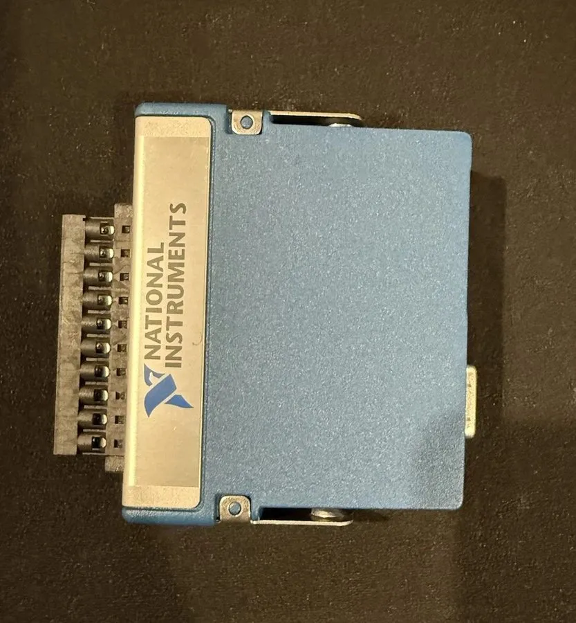 Тестер NI-9263 National Instruments cDAQ Module783740-01box Spring terminal