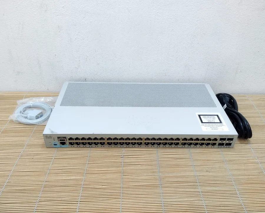 Коммутатор Cisco WS-C2960L-48TS-LL Catalyst 2960L 48 port GigE 4 x 1G SFP Switch