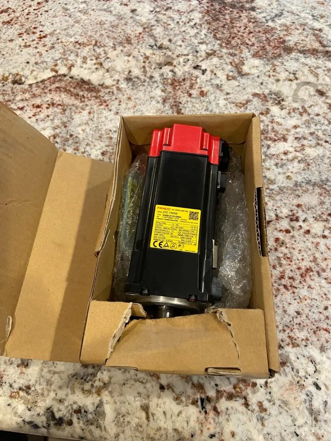 Серводвигатель FANUC A06B-O116-B804 AC SERVO MOTOR — фото лота 2