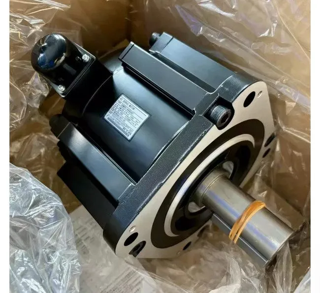 Серводвигатель YASKAWA SGMGV-44ADA61 AC SERVO MOTOR