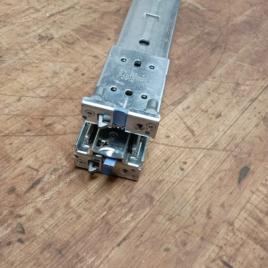 Комплект направляющих Dell N915J + R137J PowerEdge R610 Server Rapid Rail Kit 1U