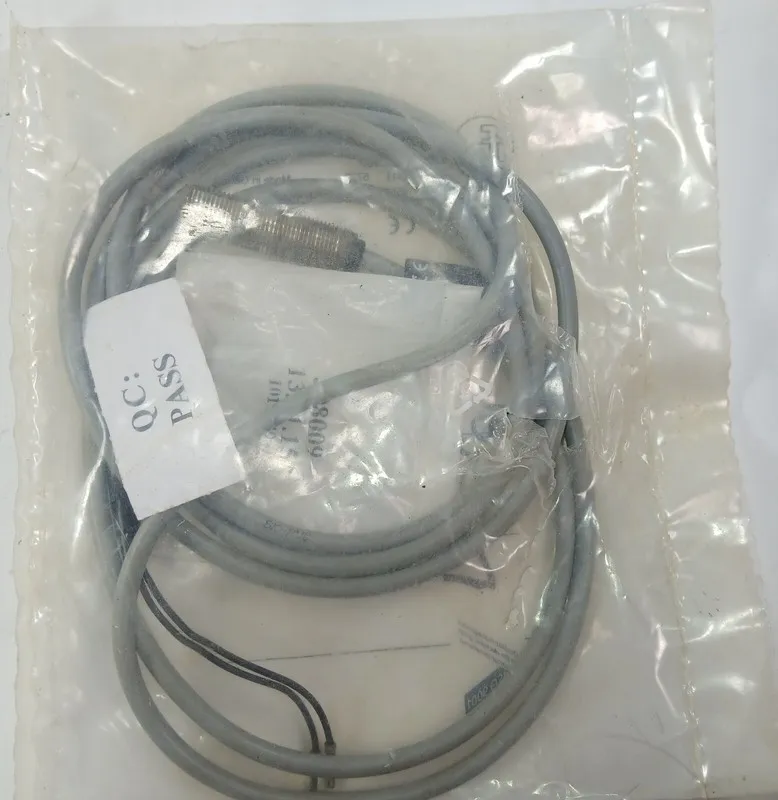 Датчик приближения IFM EFECTOR IFB2002-ARKG/UP INDUCTIVE PROXIMITY SENSOR 10-36V